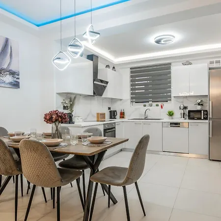 Oreal Luxury Villa *