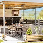 Oreal Luxury Villa *