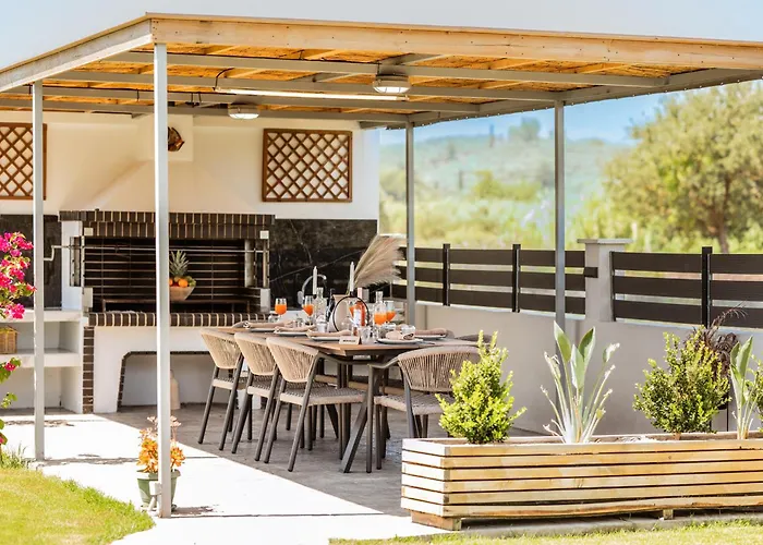 Oreal Luxury Villa *