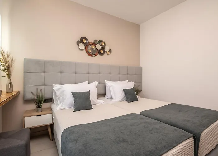 Oreal Luxury Villa *