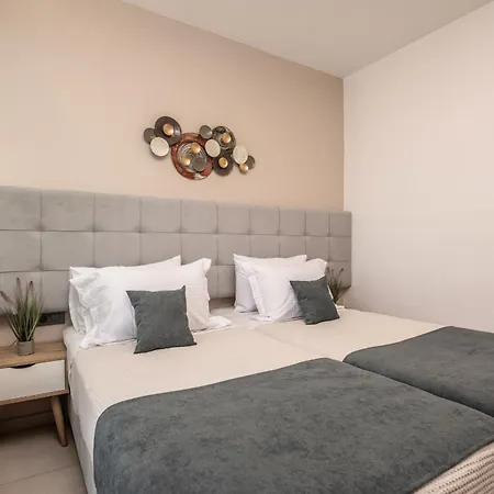 Oreal Luxury Villa *