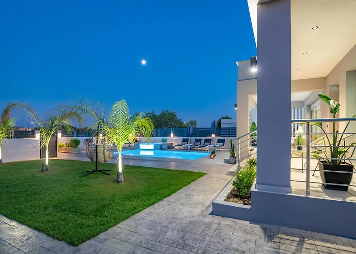 Oreal Luxury Villa
